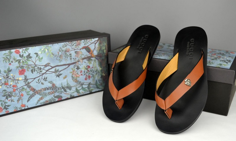 Gucci Men Slippers_213